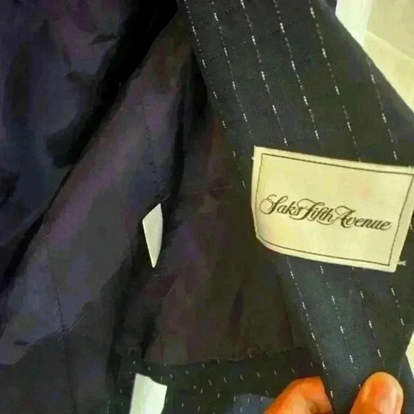 C'est Simone Saks Fifth Avenue Elegant European Style Suit,Size 14 - Picture 8 of 8